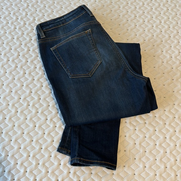 Like new high rise skinny by Buffalo - Picture 4 of 5